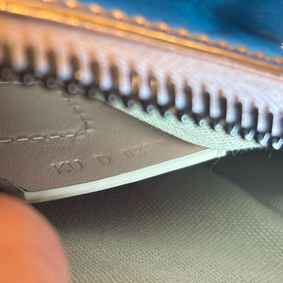 Givenchy💎Polyurethane Nano Antigona Crossbody✨Light Patent Leather Rose Gold✨ - Picture 13 of 13